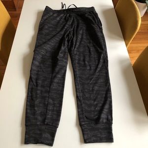 American Eagle Joggers